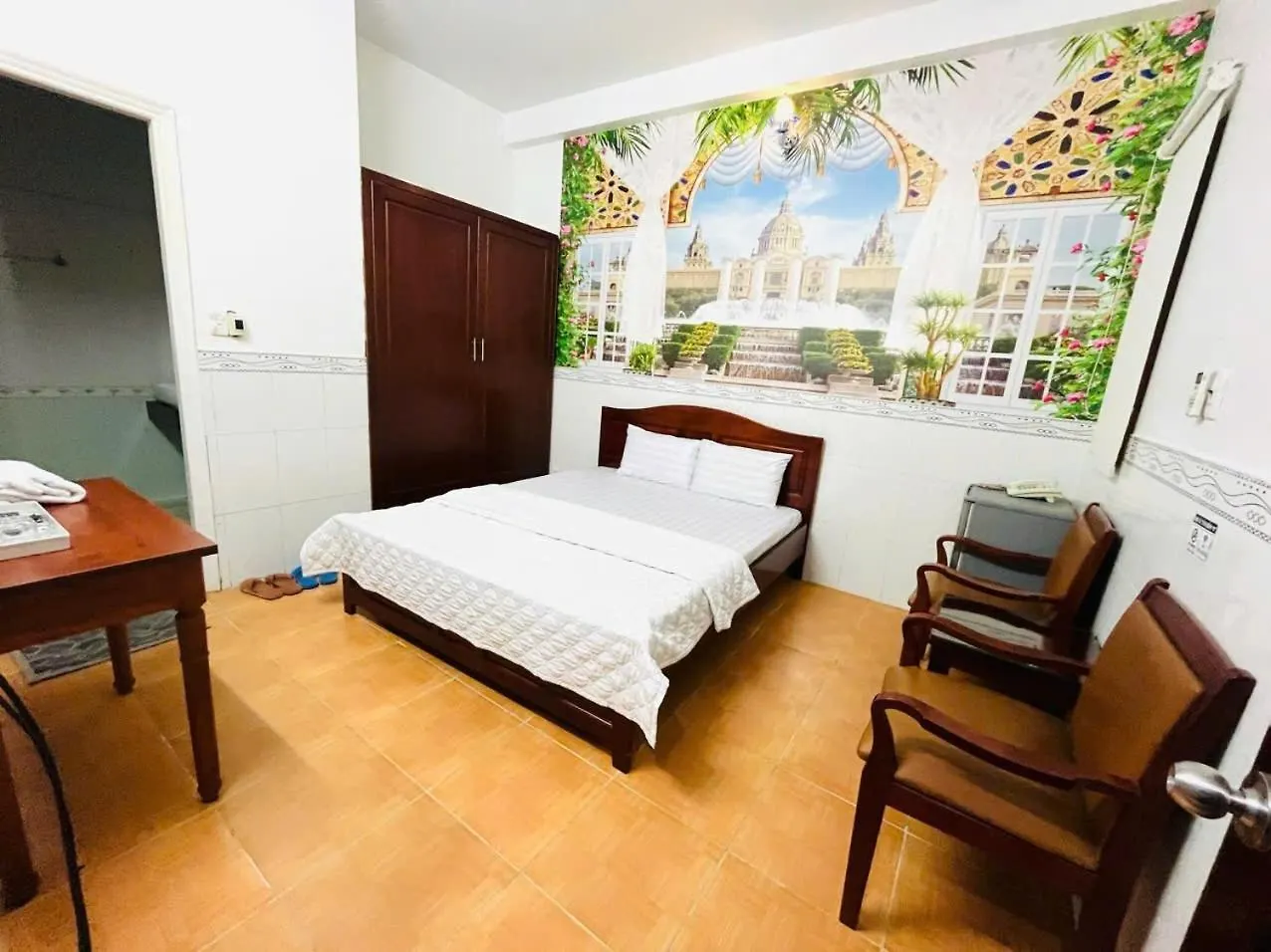 Hung Anh Hotel Ho Chi Minh City